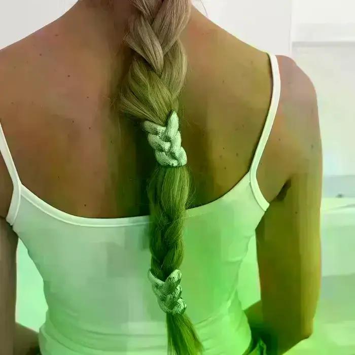 Élastique à cheveux tressé en métal, accessoire de mode pour femmes et filles, pour coiffure quotidienne et queue de cheval.