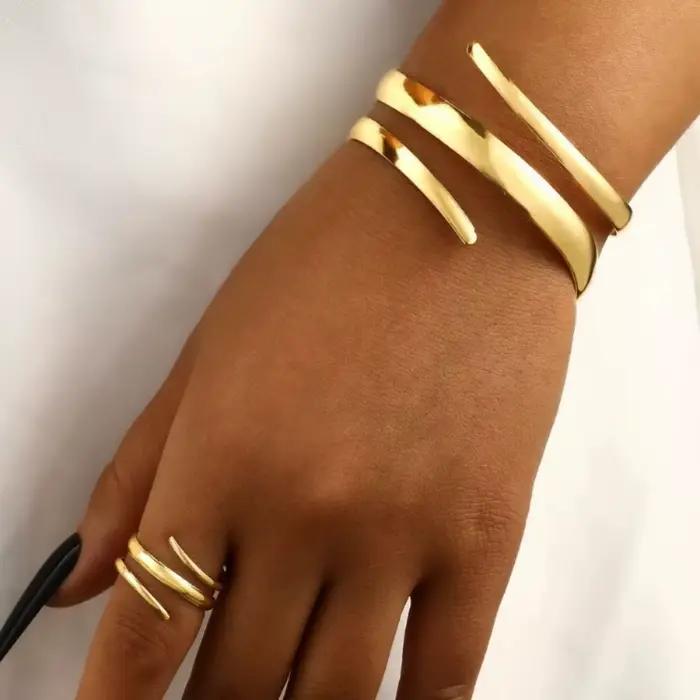 Ensemble de bijoux pour femmes, Bracelet épais européen et américain, couleur or, ligne géométrique, ensemble combiné de bagues