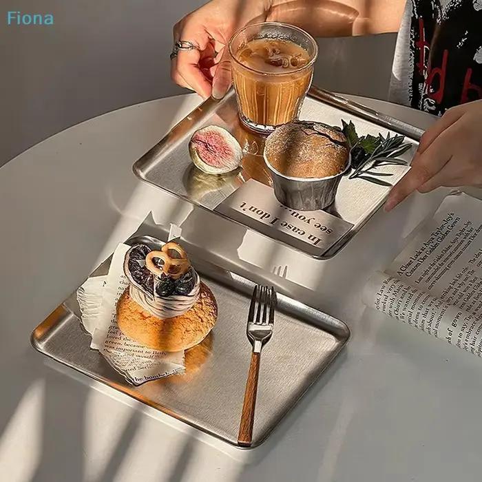 ♤ Plateau de service en acier inoxydable - Plateau métallique minimaliste pour la présentation de nourriture et de boissons à la maison ou lors de fêtes