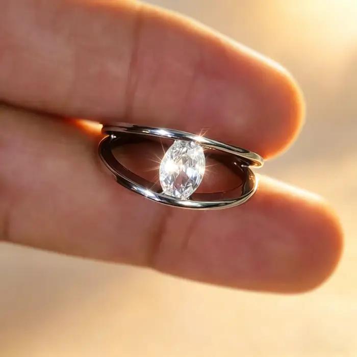 Bague pour femme en argent 925 avec zircone synthétique, design élégant et unique, accessoire de bijouterie fine