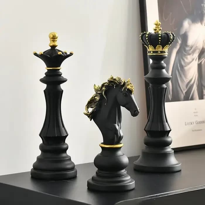 Figurine explorez ecs internationale en résine