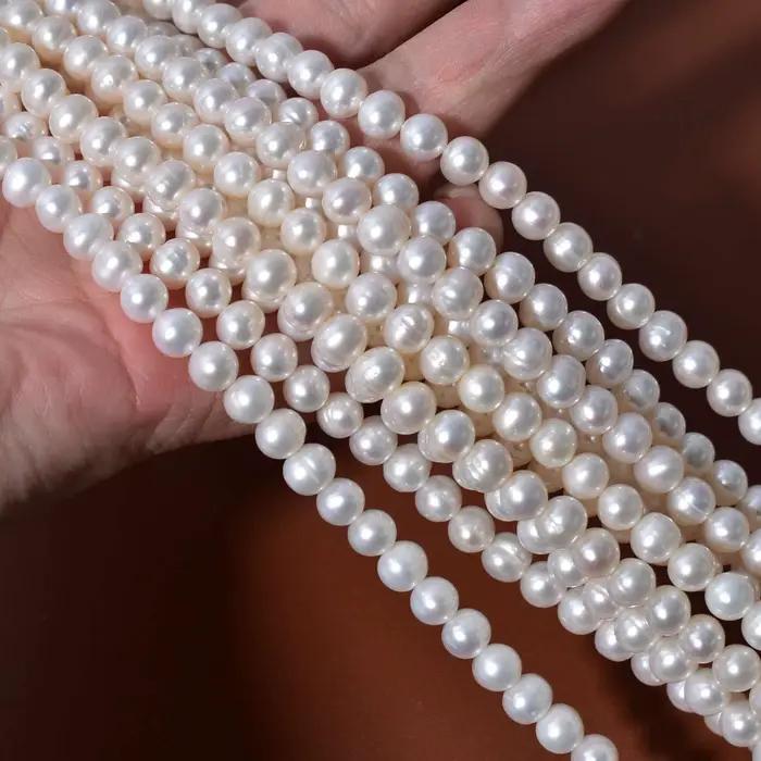 Perles d'eau douce naturelles filetées