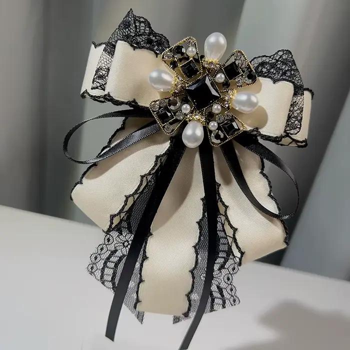 Épingles de col de chemise vintage en perles noires et strass avec nœud papillon pour femmes, avec long ruban en dentelle, accessoire de bijouterie élégant