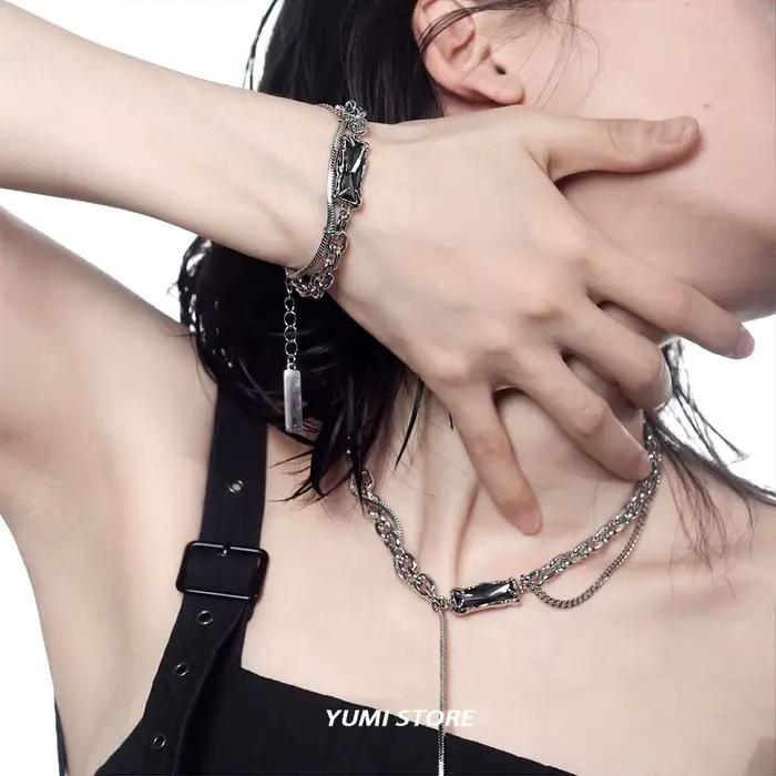 Collier à pampilles carrées à double couche pour hommes, clavicule en acier au titane, bijoux de conception coréenne, accessoires K-pop, vente en gros