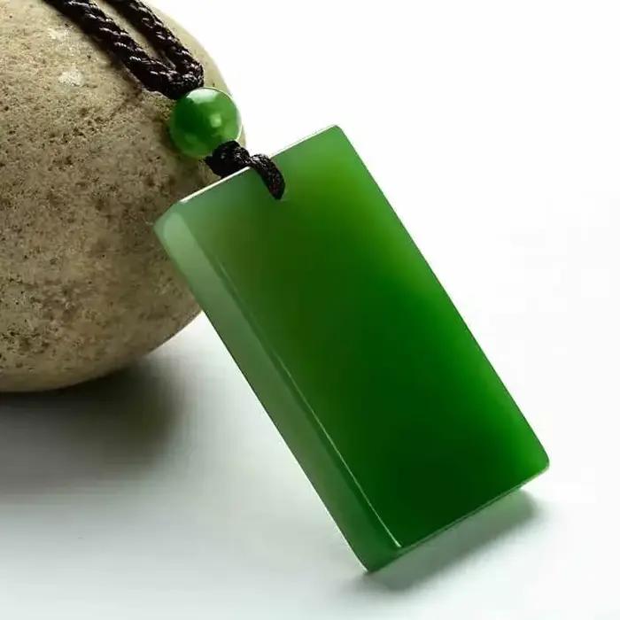 Collier rectangulaire en Jade vert naturel lisse, pendentif pour femmes et hommes, breloques en pierre de Jades Hetian véritable, amulette, cadeaux pour dames