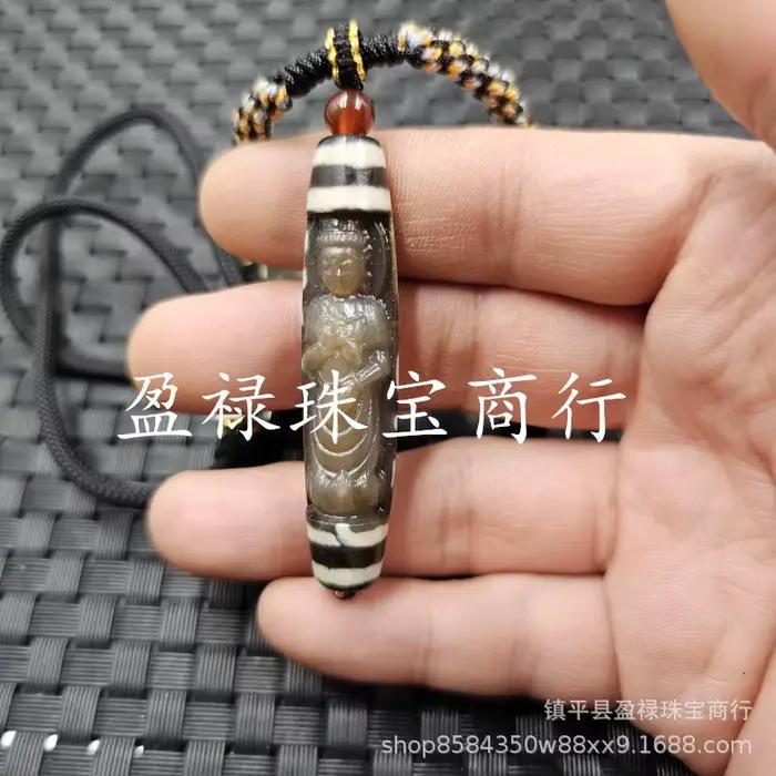 Pendentif patine Guanyin Dzi en perles de Jade, collier ovale en Agate noire et blanche, chaîne de pull