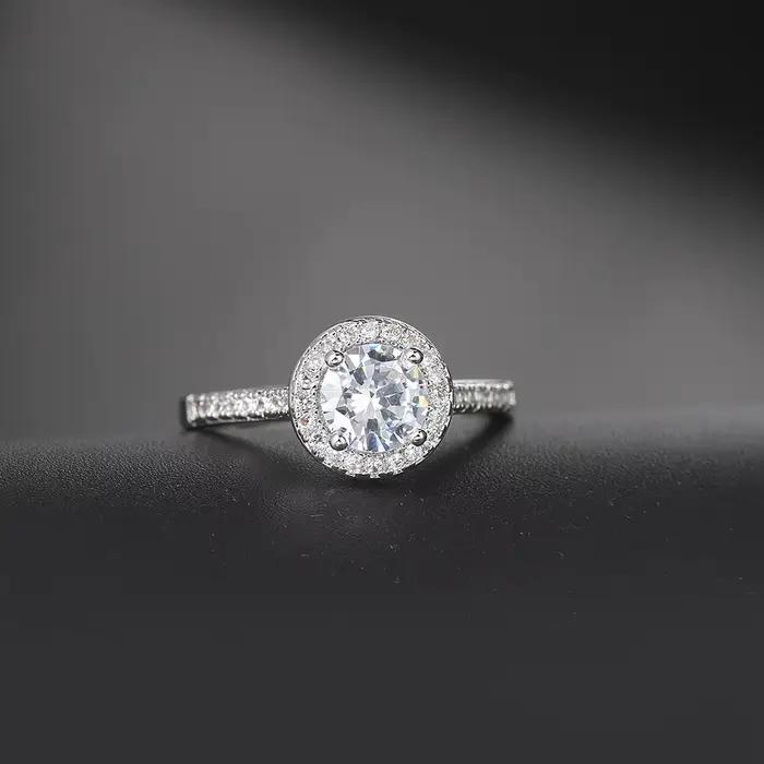 Bague de demande en mariage pour femme, anneau de fiançailles en cristal de zircone, carré, couleur argent, avec pierre, bijou de mariage, R781