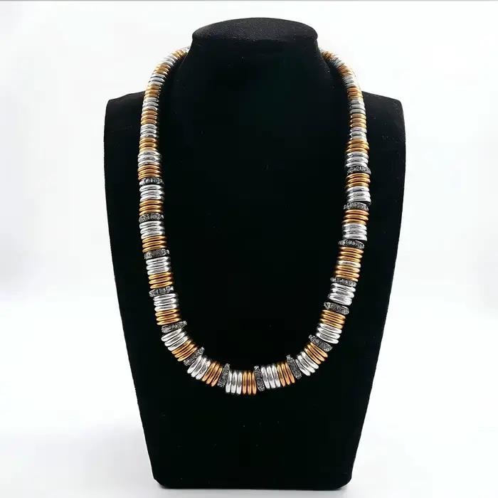 Collier contemporain en métal mélangé à disques superposés, ton or et argent, avec cristaux étincelants, bijou statement pour tenue de soirée