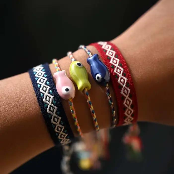 Bracelets de poisson en céramique à la mode pour femmes et hommes, bohème, mignon, coloré, tissé à la main, corde à main réglable, bijoux cadeaux, nouveau 2025