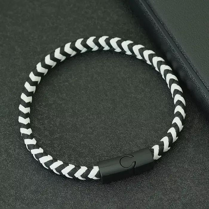 Bracelet à fermoir magnétique en cuir tressé à chevrons pour hommes