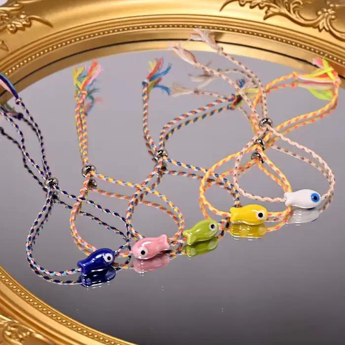 Bracelets de poisson en céramique à la mode pour femmes et hommes, bohème, mignon, coloré, tissé à la main, corde à main réglable, bijoux cadeaux, nouveau 2025