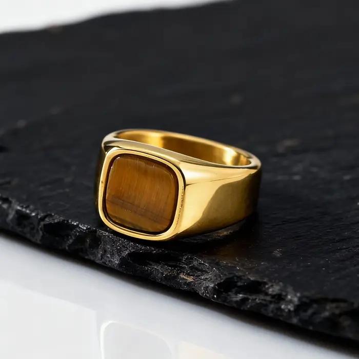 Bague signet en pierre œil de tigre pour homme