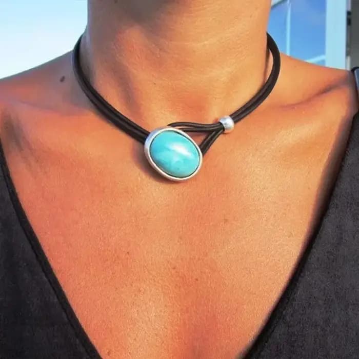 Collier chaîne de clavicule créatif en cuir turquoise
