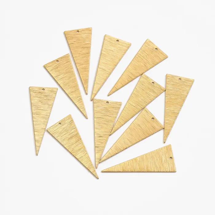 Pendentif de bijoux en laiton brossé massif, trou unique, triangle géométrique, adapté aux boucles d'oreilles de bricolage et aux produits de fabrication de colliers