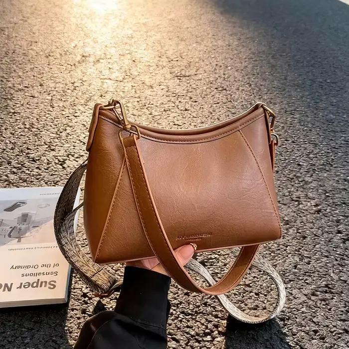 Sac en cuir pour femmes, sac à bandoulière polyvalent de haute qualité et portefeuille à bandoulière Chic et Compact, transport quotidien 2026