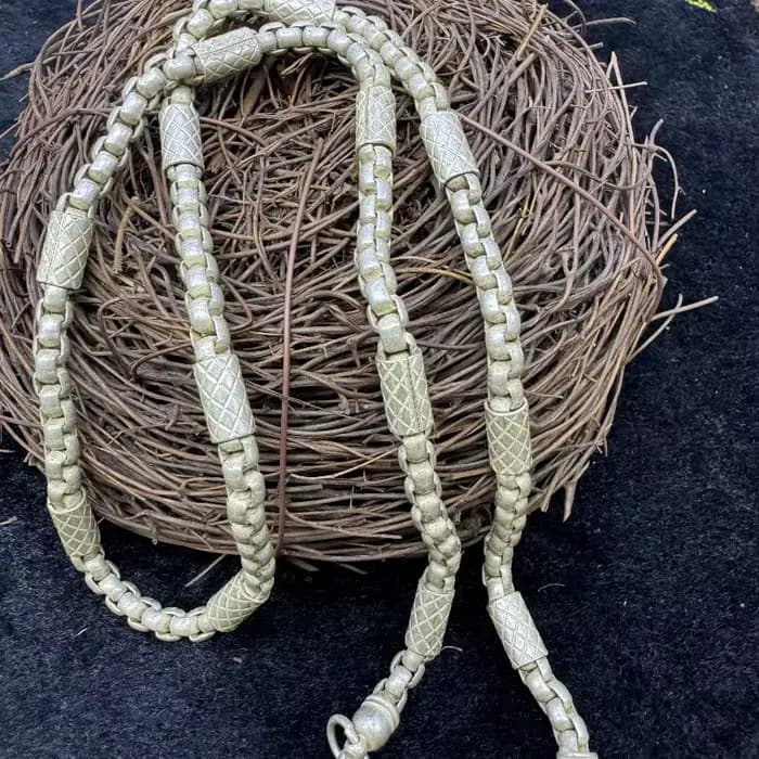 Chaîne en argent tibétain artisanale vintage