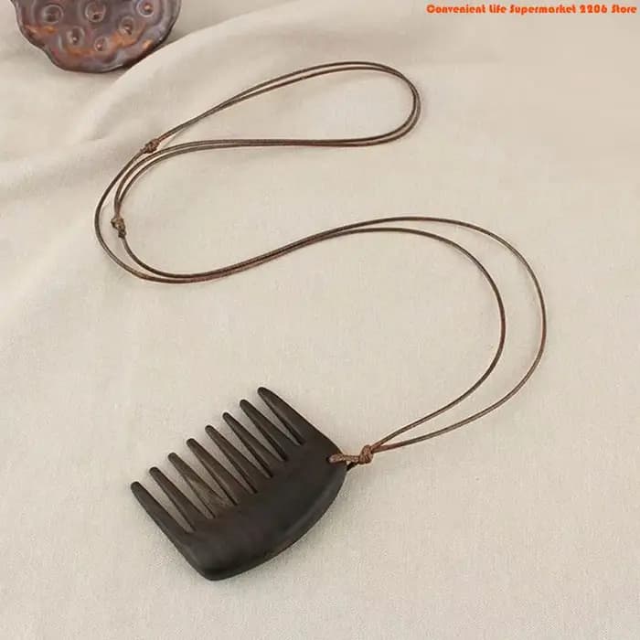 Collier pendentif peigne en bois E06E