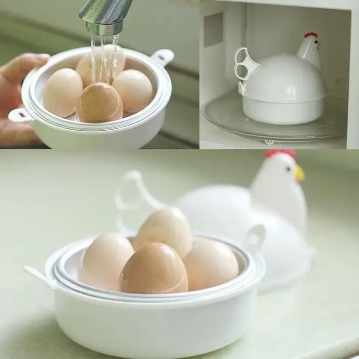 Cuiseur à œufs micro-ondes en forme de poulet, peut cuire 4 œufs, coque en plastique dur, matériau en alliage d'aluminium, peut cuire des œufs doux ou ferme.