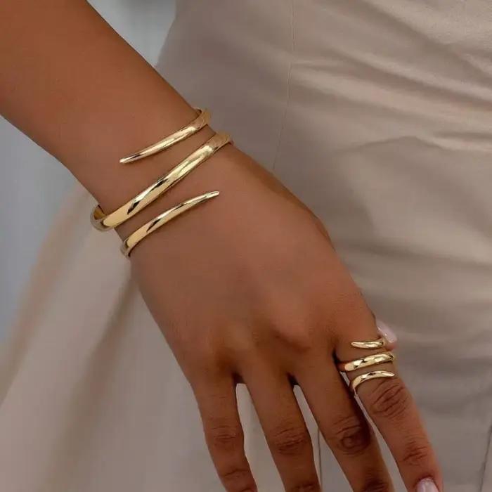 Ensemble de bijoux pour femmes, Bracelet épais européen et américain, couleur or, ligne géométrique, ensemble combiné de bagues