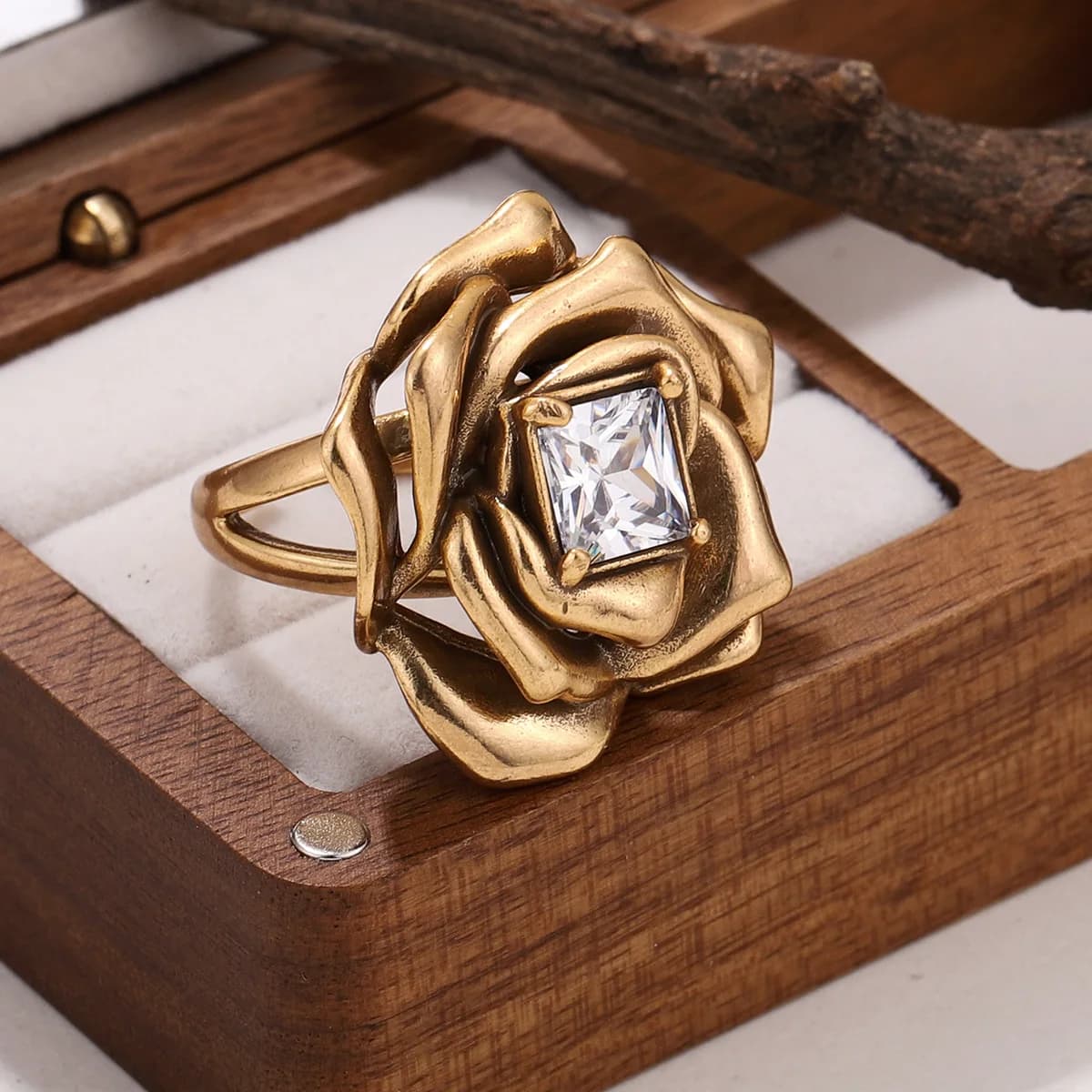 Bague ouverte en métal pour femmes, bijoux Vintage, tempérament élégant, fleur, cadeaux féminins, De