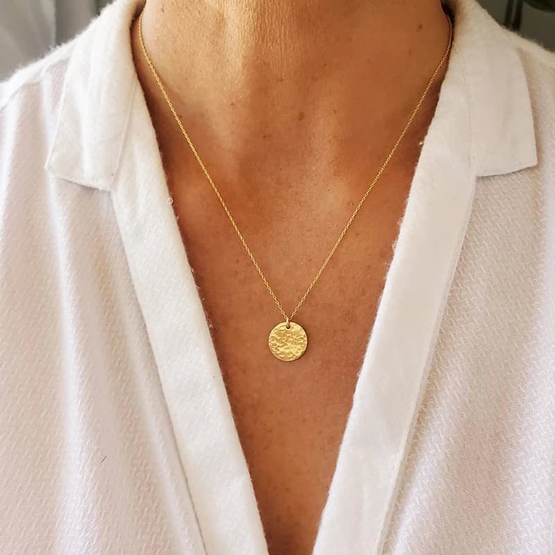 Collier pendentif cercle martelé fait à la main en or ras du cou rempli d'or Collier Femme Kolye Col