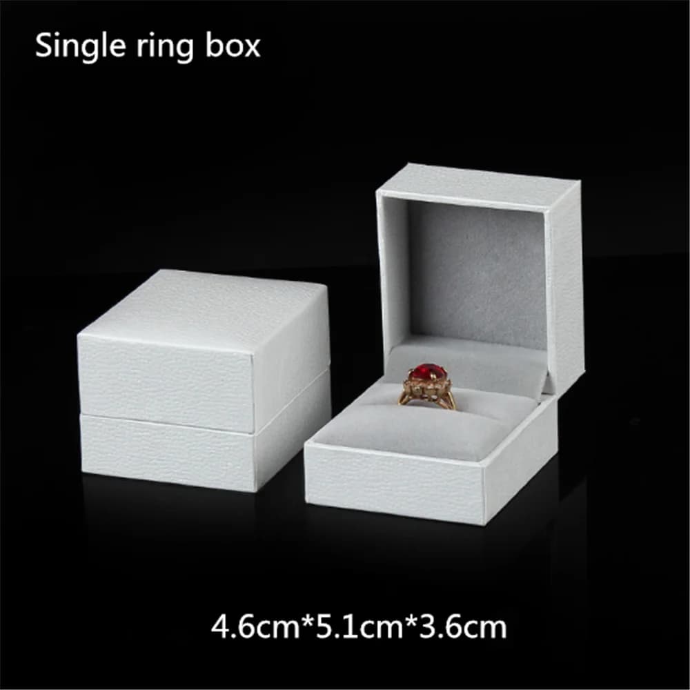 Boîte à bijoux en papier en cuir blanc, boîte de rangement pour colliers, bagues, bracelets, boucles