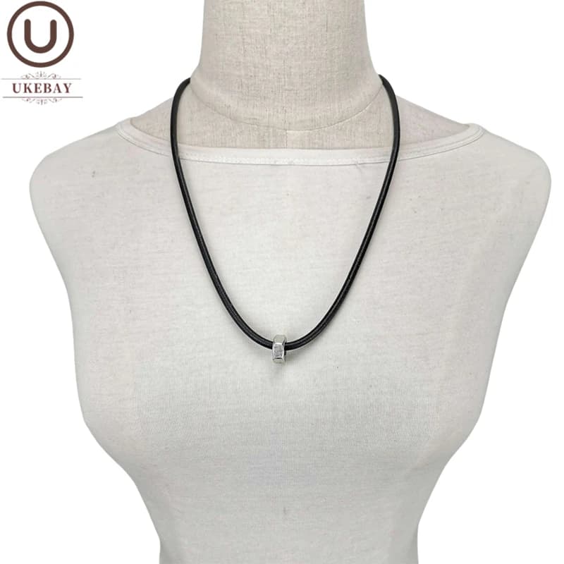UEllBAY-Collier ras du cou simple pour femme, colliers de la présidence, vis, écrou, accessoires, bi