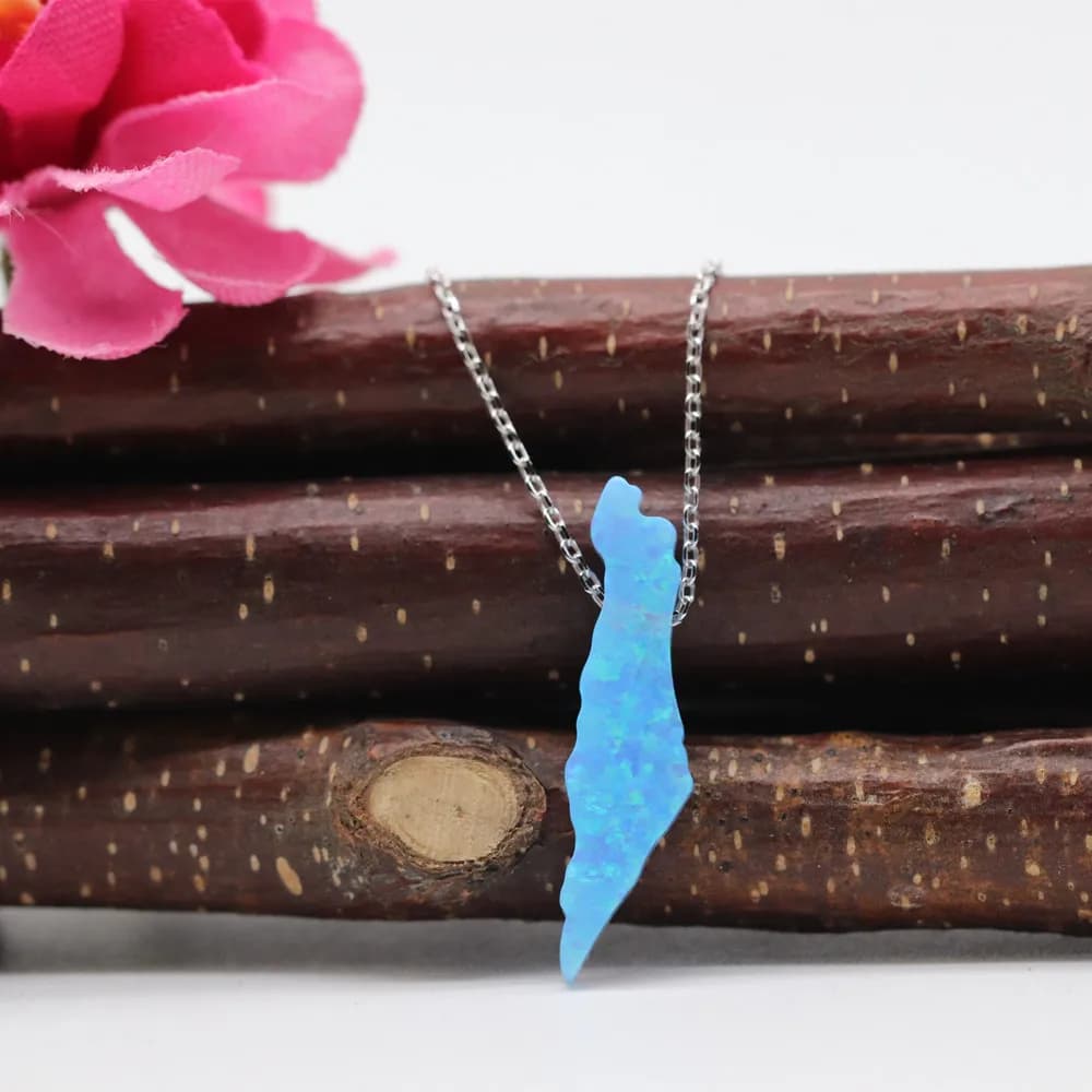 (1 pc/lot) haute qualité blanc et bleu clair 6.2x24mm opale synthétique israël carte collier bijoux 