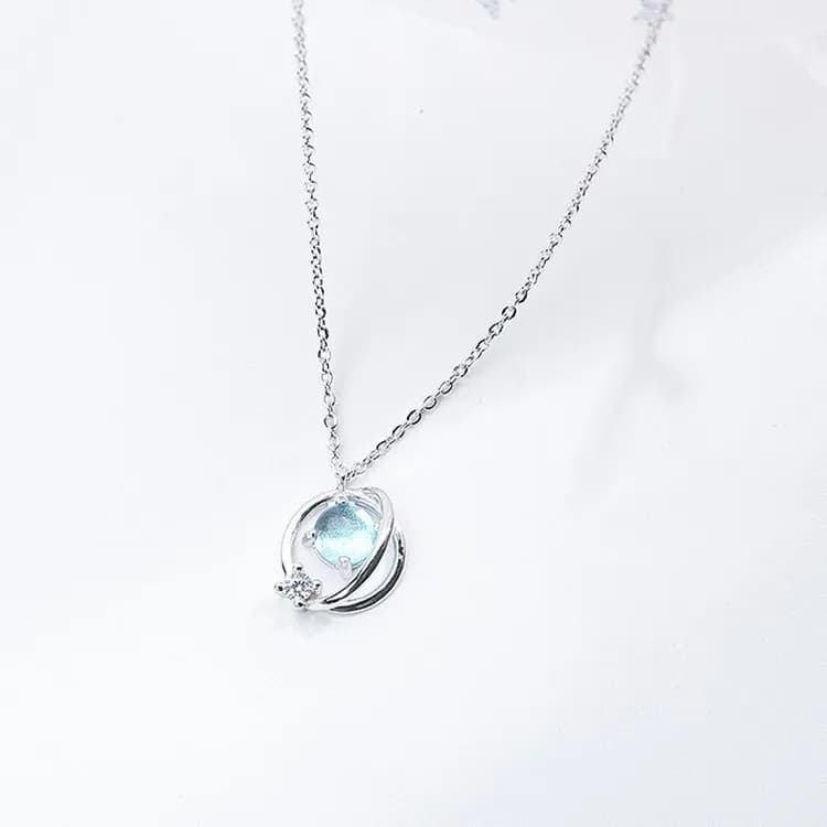 Collier planète vitrée de rêve bleu, univers frais, sauvage et fantastique, pendentif clé ciel étoil