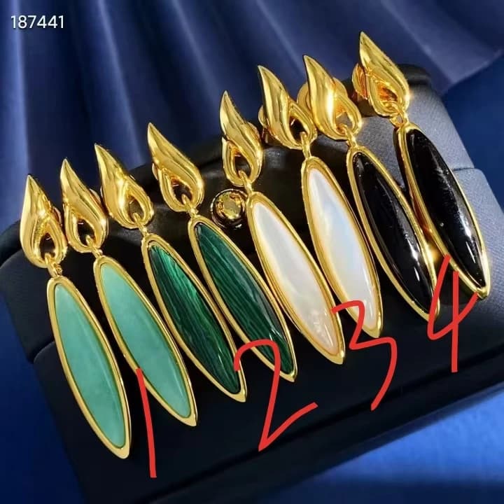 Top qualité 925 argent naturel blanc coquille/Agata noire/Malachite/Turquoise oreille goutte balance