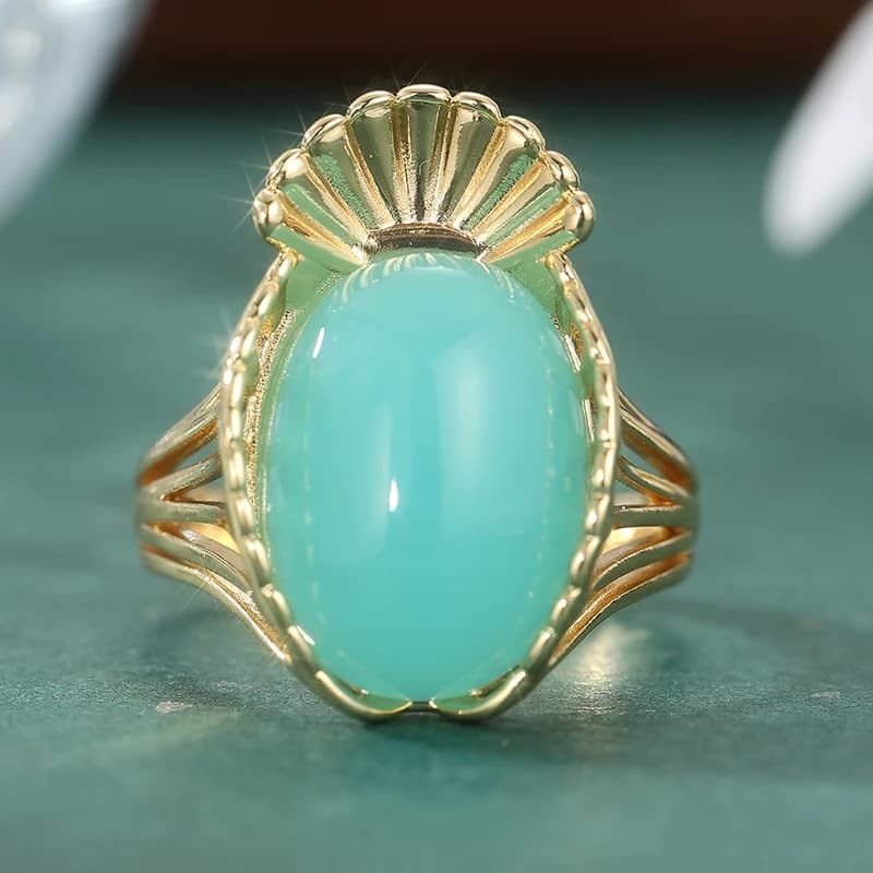 Bague Feuille de Ginkgo Dorée Faite à la Main pour Femme – Bijou Élégant pour Banquets et Occasions 