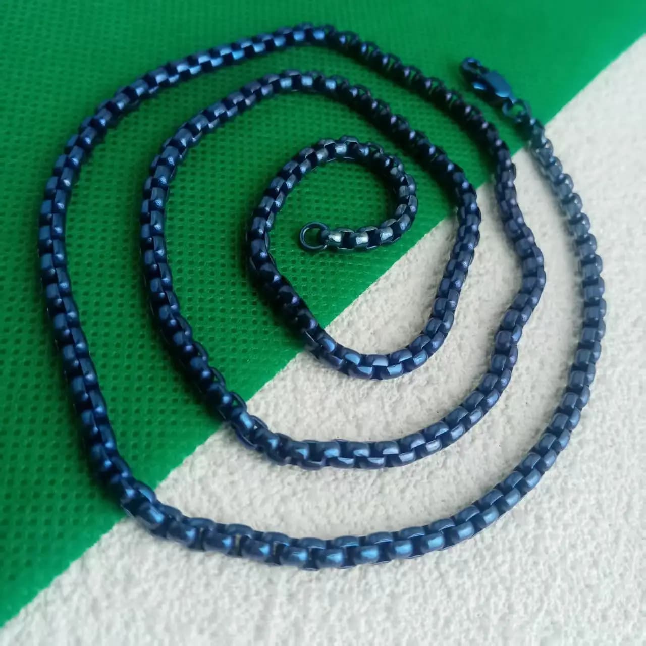 Collier léger en titane, hypoallergénique durable, longueur 65 cm, largeur 4 mm, superposition de bi