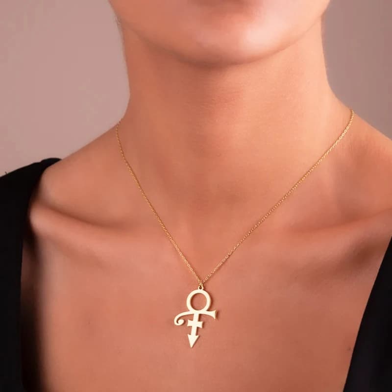 Nouveau Collier Symbole Prince 2026 en Acier Inoxydable Couleur Argent, Pendentif pour Fans, Idéal C