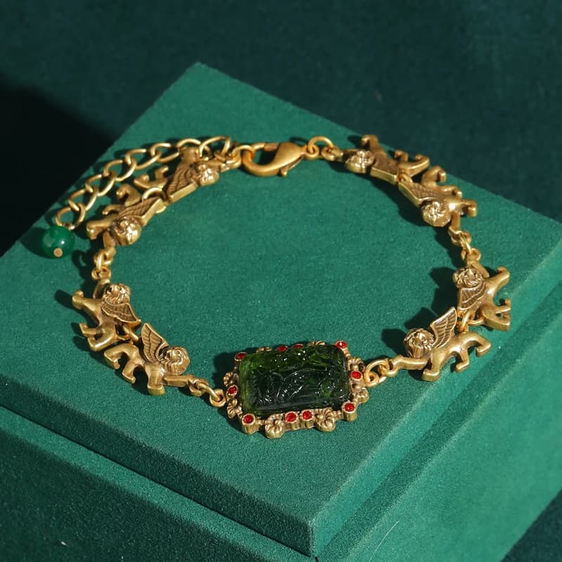 Parure de bijoux vintage carrée en émail vert, collier, bracelet et boucles d'oreilles Lion couleur 