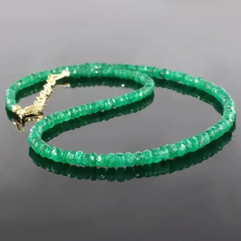 Collier de perles d'émeraude beryl naturelle - Qualité AAA+ ronde à facettes de 4 à 5 mm