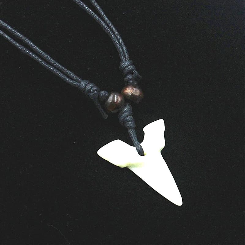 Collier de dent de requin Yak Sophia pour hommes et femmes, amulette à dents blanches, pendentif cad
