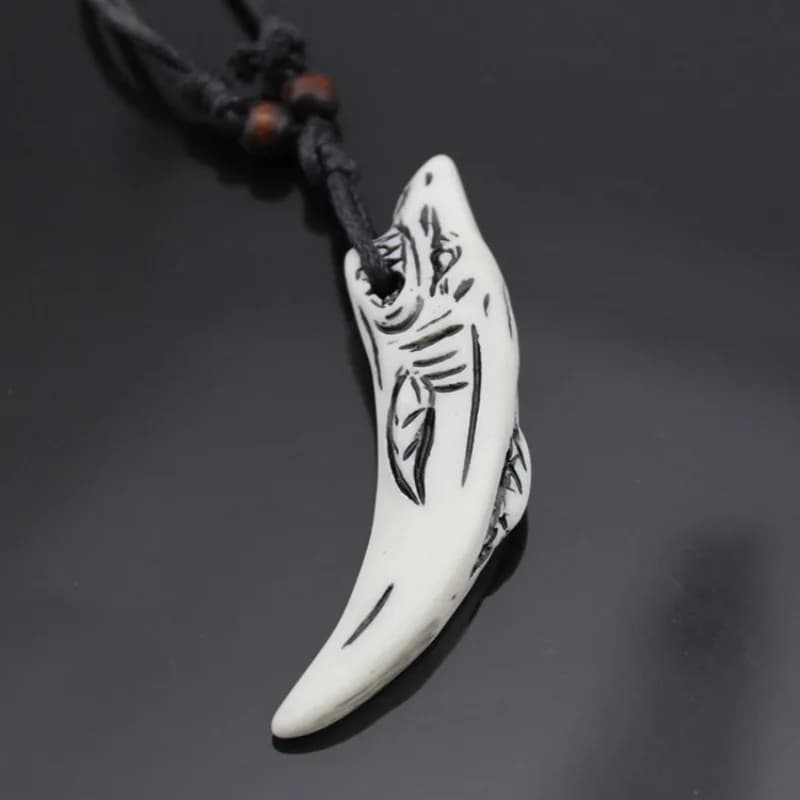 1 pièce hommes Vintage dent de requin pendentif collier Imitation loup dents os sculpté en bois perl