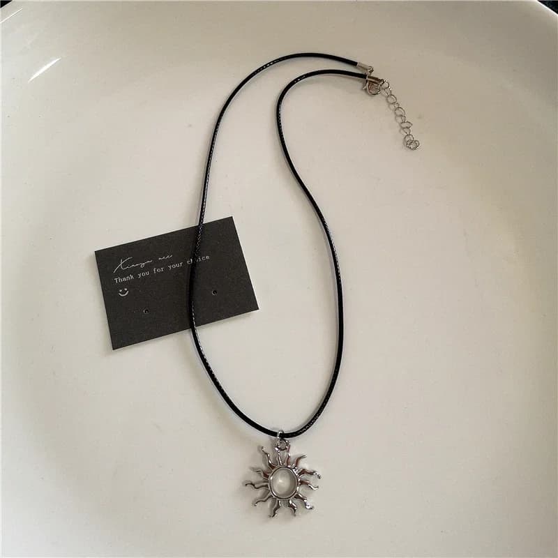 Collier de perles gothique punk pour hommes et femmes, pendentif coeur croix en verre rouge, tour de