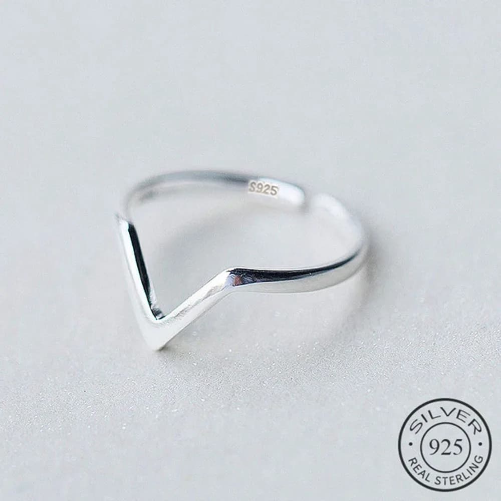 RealSilver-Bague Ajustable en Forme de Vague Géométrique pour Femme, Bijoux Fins avec Lettre V, Acce