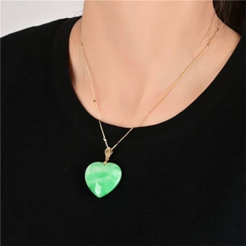 Jade coeur collier pendentif pierre chanceux naturel mode charme colliers vert luxe bijoux accessoir