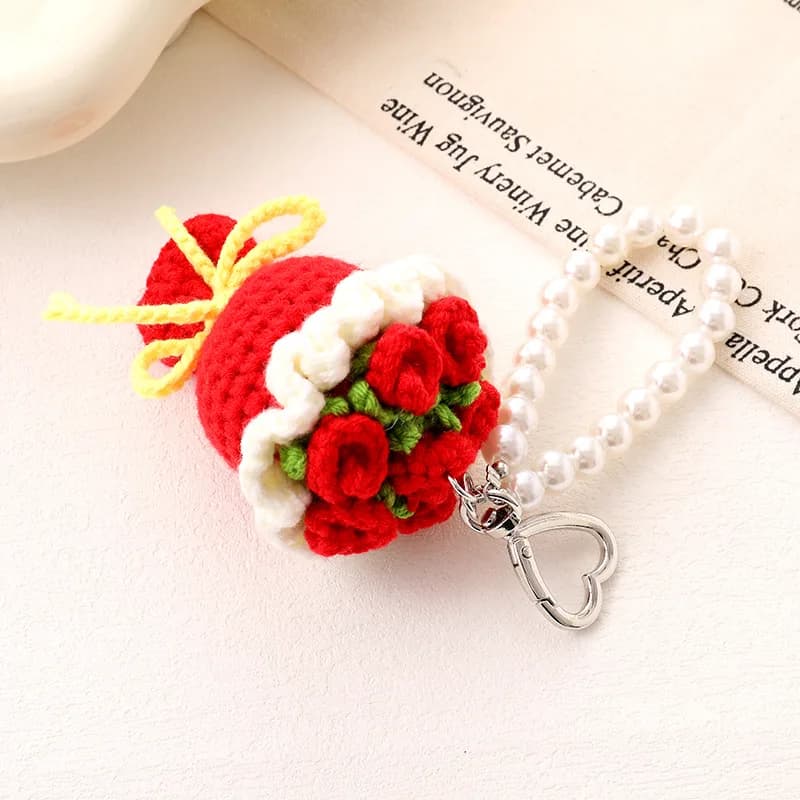Breloque de sac en forme de bouquet de fleurs au crochet fait main avec chaîne de perles, porte-clés