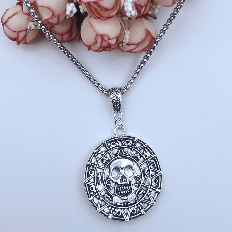 Collier pendentif classique Pirates des Caraïbes pour hommes et garçons, médaillon de pièces de monn