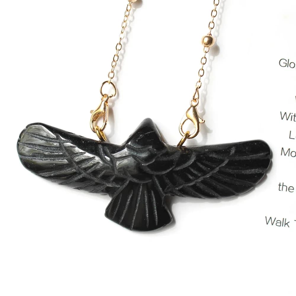 Collier pendentif sculpté à la main en obsidienne noire naturelle, pierre précieuse, aigle en crista