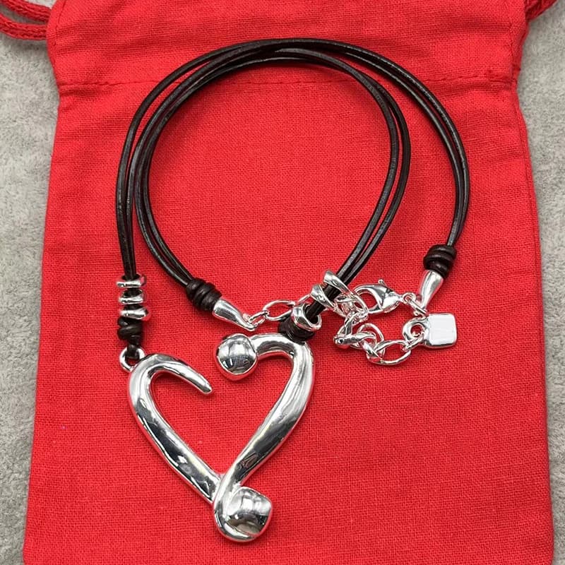 Bijoux faits à la main Se Collection de bijoux religieux et de déclaration : pendentif croix, penden