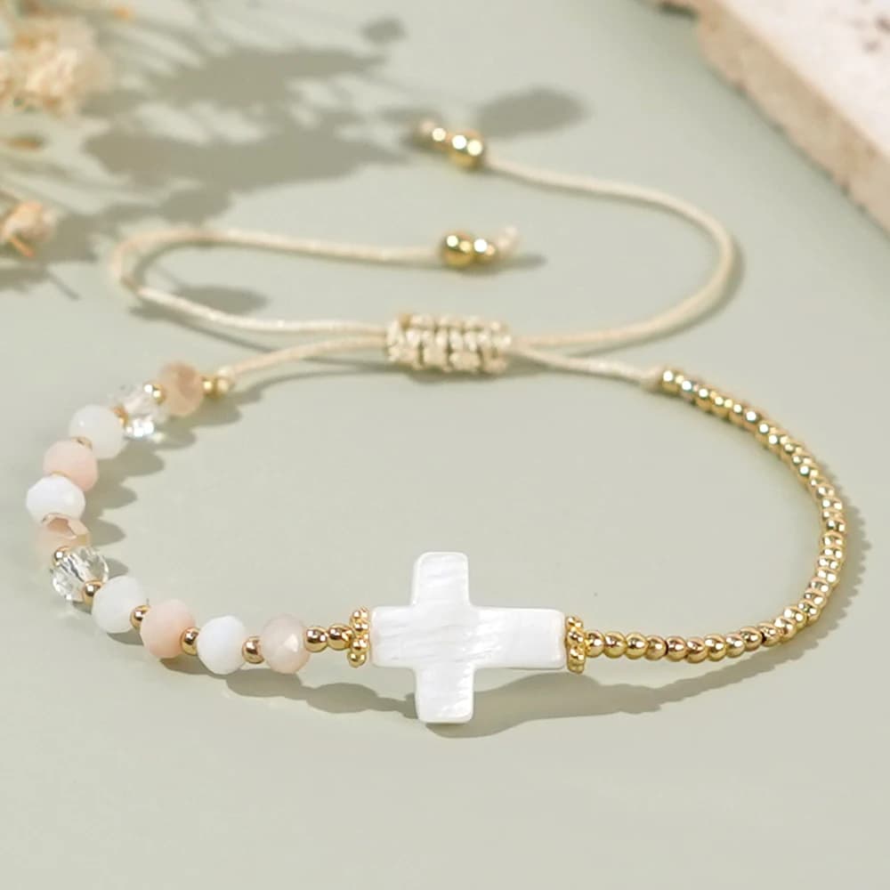 Bracelet réglable avec pendentif croix Boho, perles colorées, Accents dorés, chaîne faite à la main 