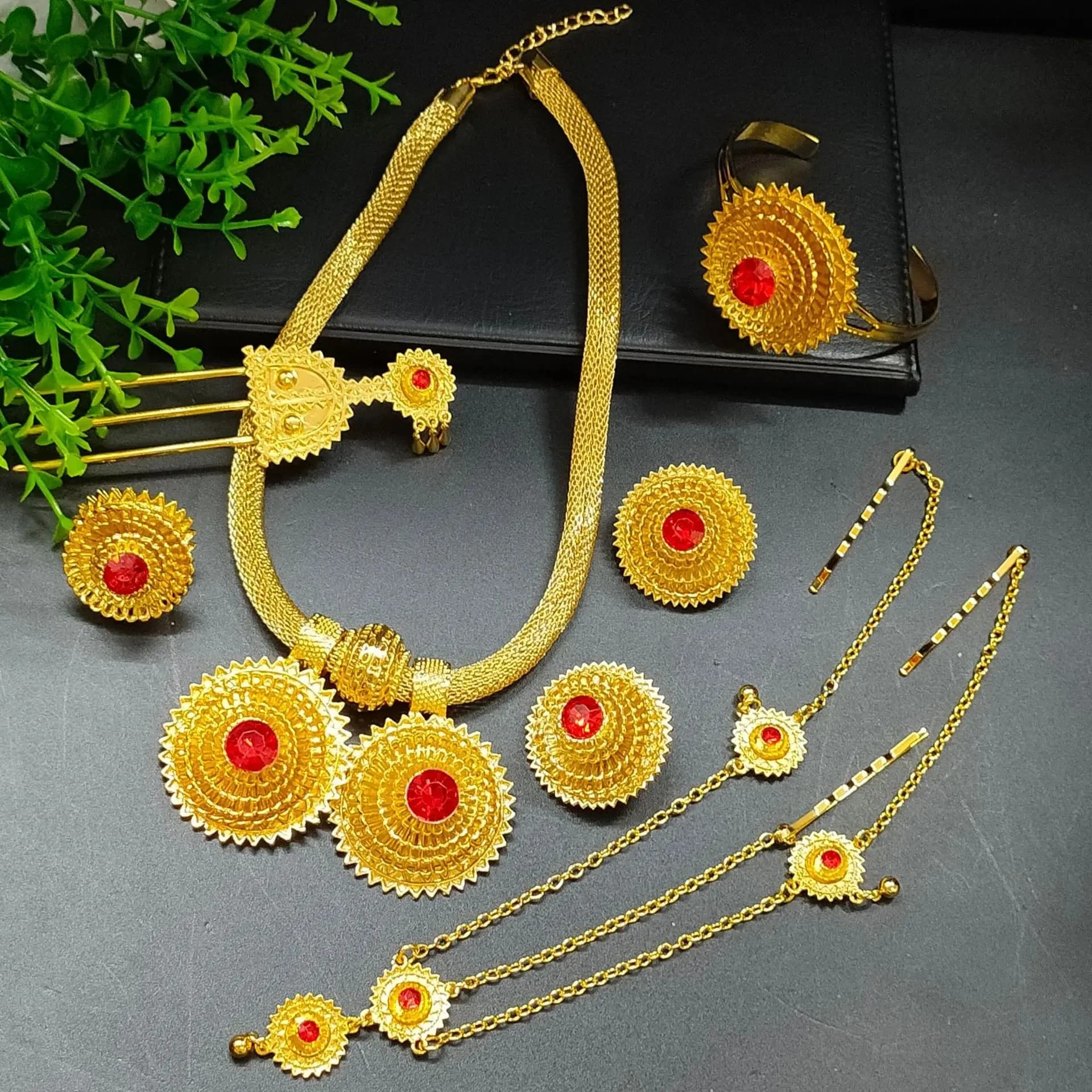 Ensemble de bijoux en or plaqué 24 carats, collier, boucles d'oreilles, bracelet, bague, bijoux en a