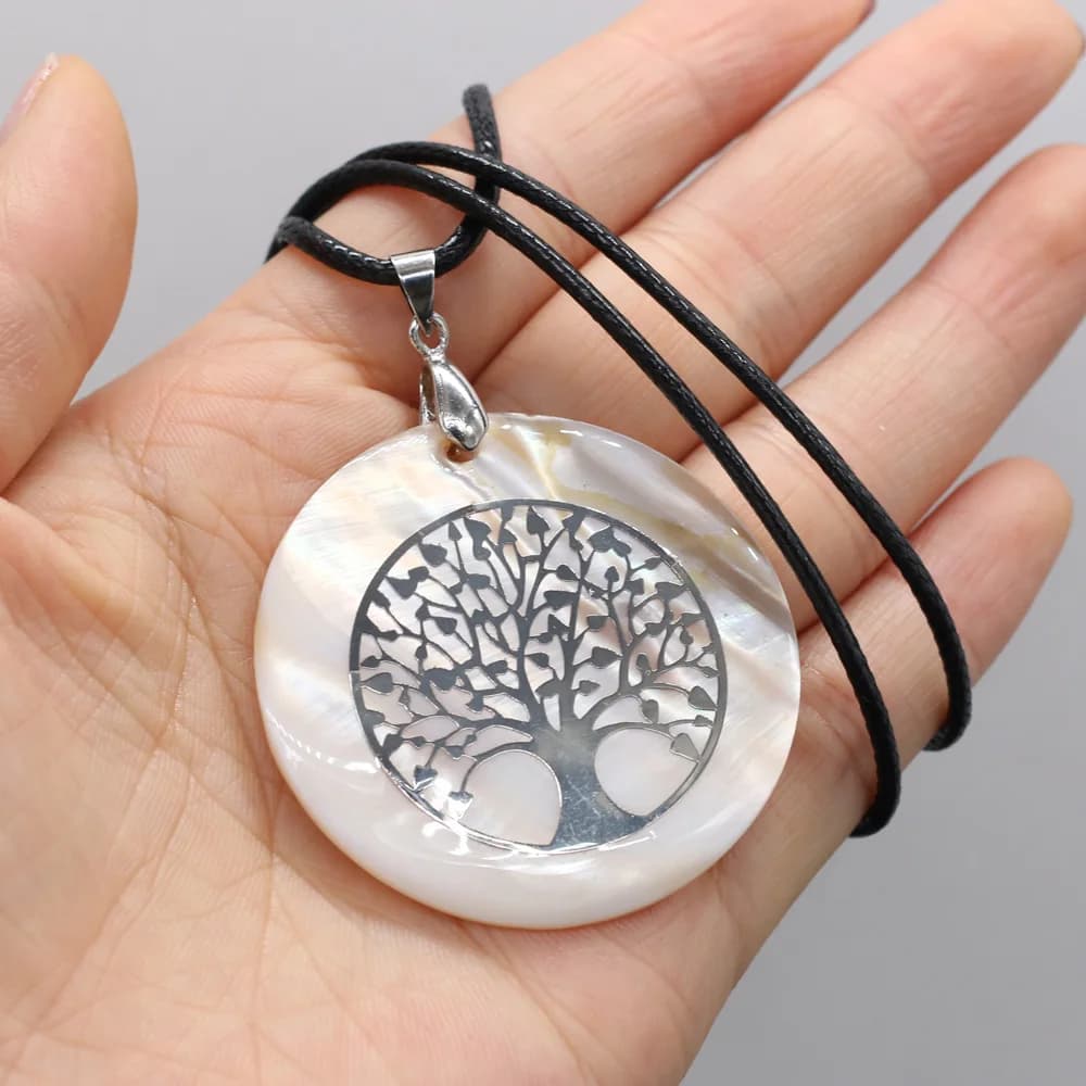 Collier en coquillage naturel avec pendentif rond, cordon en cuir de 2MM, breloques pour femmes élég