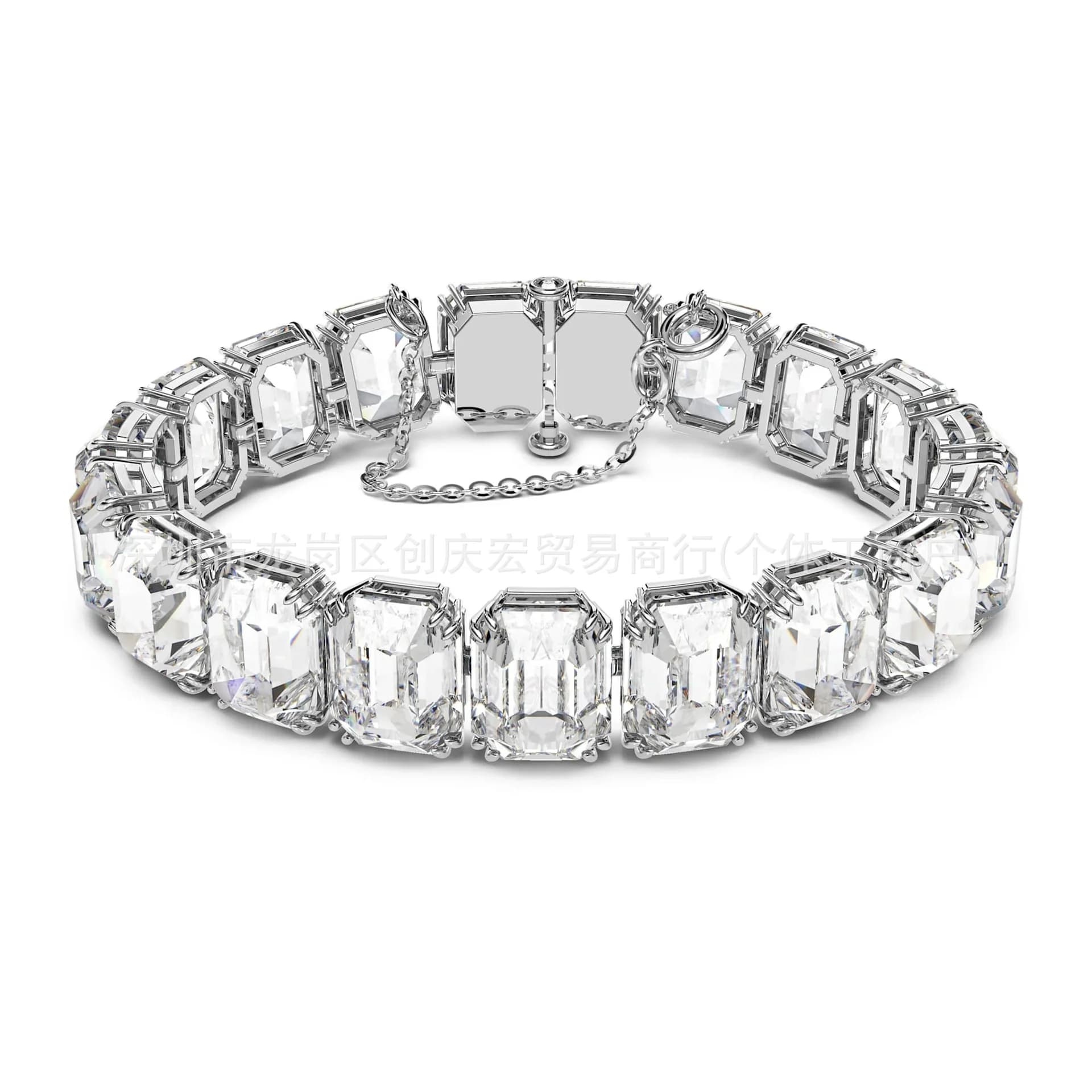 Nouvelle vente chaude de la saison : Collier Millenia en cristal autrichien vert, diamant carré, bij