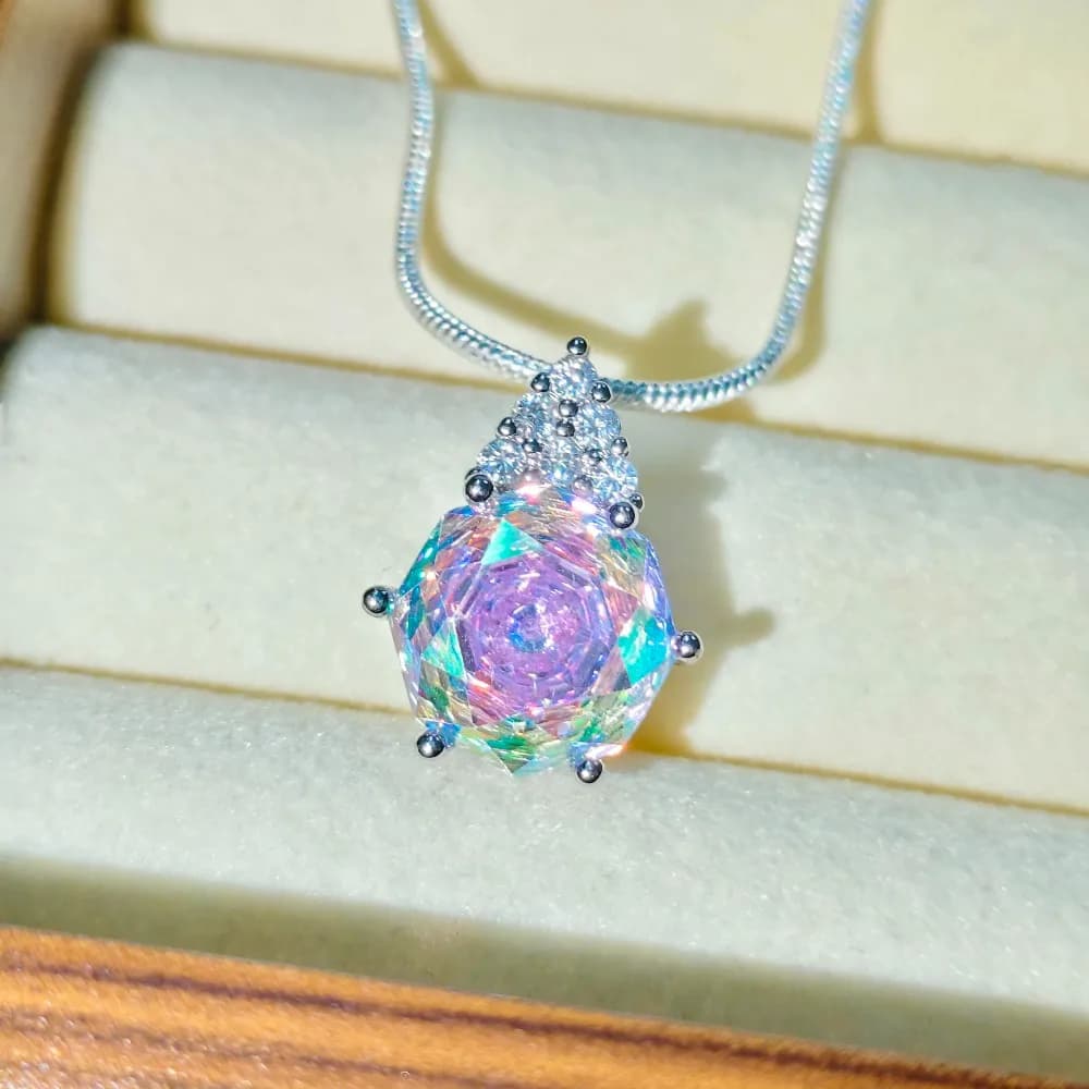 Collier élégant en argent sterling 925 avec diamant à haute teneur en carbone taille rose octogonale