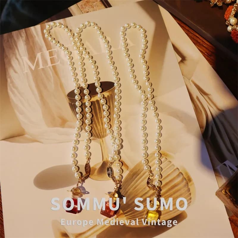 Collier de perles saturne en acrylique, chaîne ras du cou, salle secrète occidentale, bouteille de p